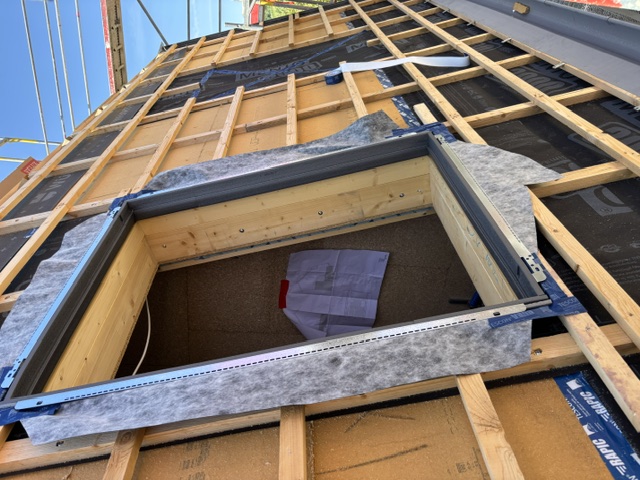 Ökologischer Holzbau Stuttgart – Einbau eines Dachfensters